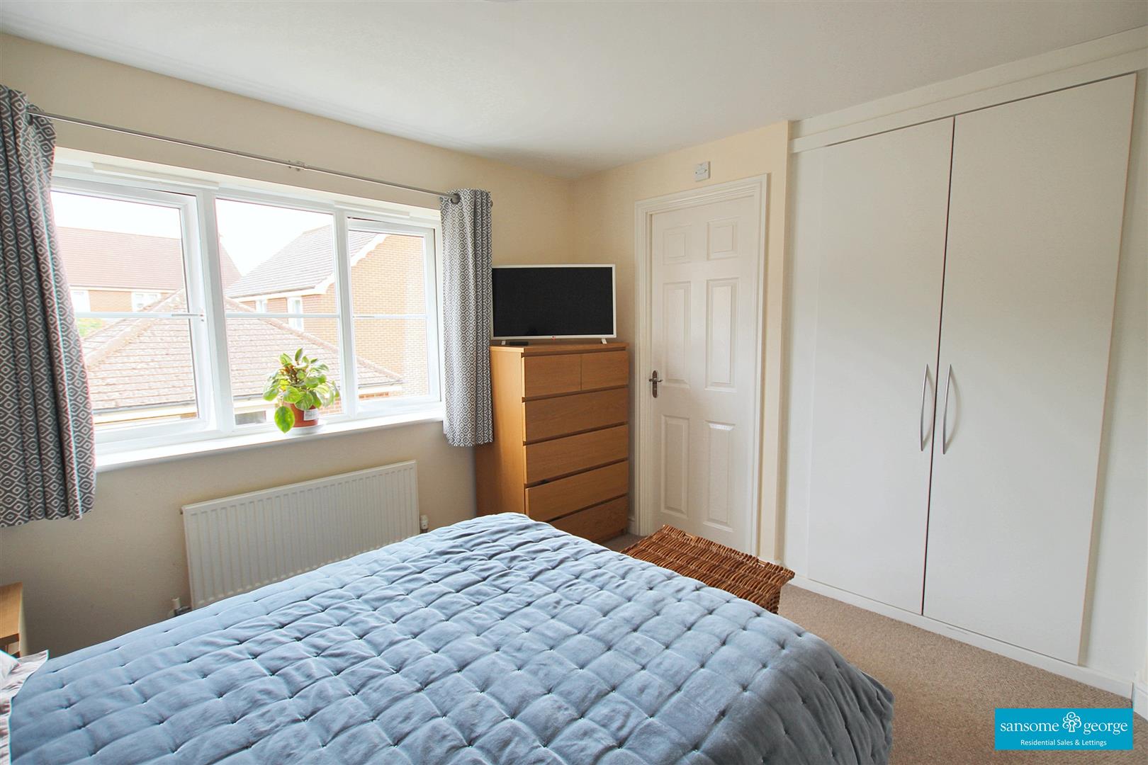 Clarendon Rise, Tilehurst, Reading